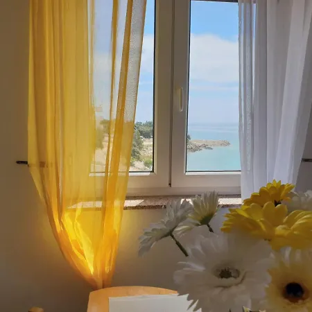 Apartmani Marcelja - Zuti Apartman
